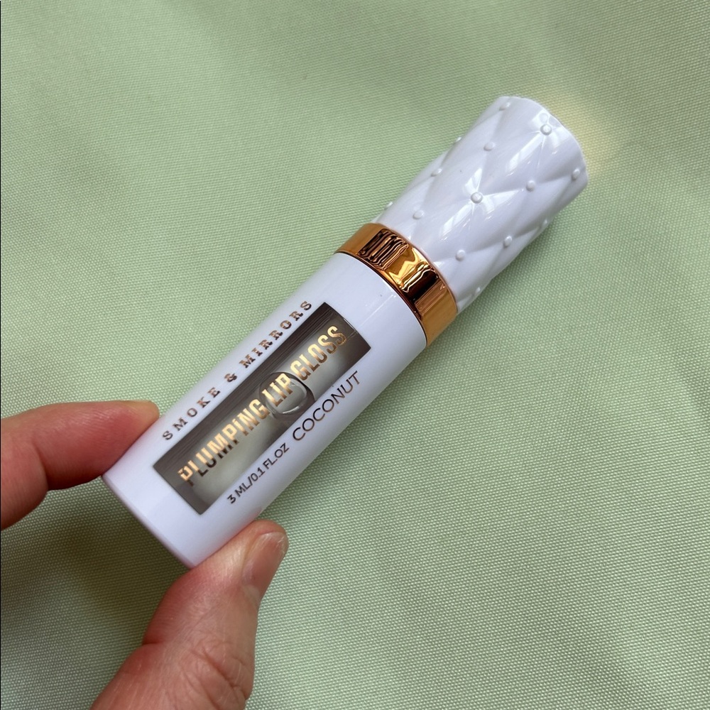 Plumping Lip Gloss in Clear